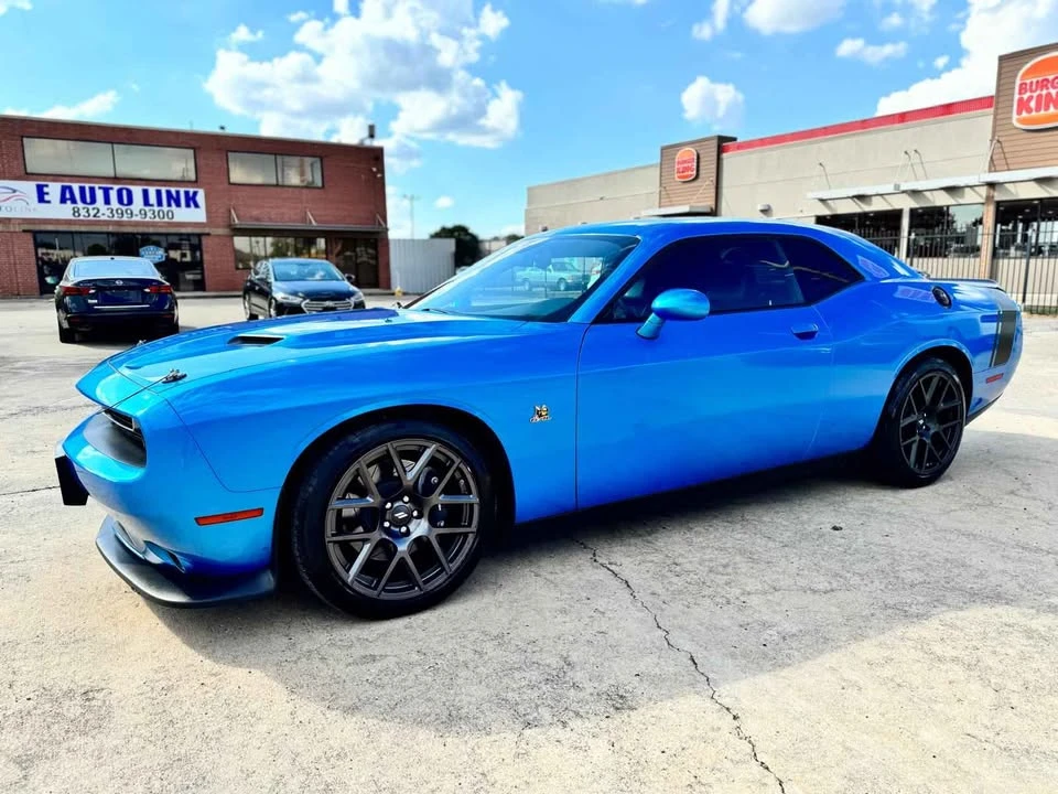 2018 Dodge Challenger SRT8 & 392 3rd Gen - Image 2 of 10