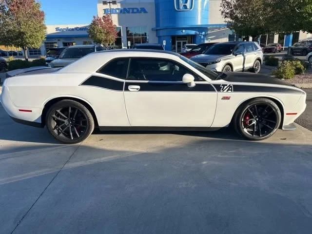2018 Dodge Challenger SRT8 & 392 3rd Gen - Image 7 of 9