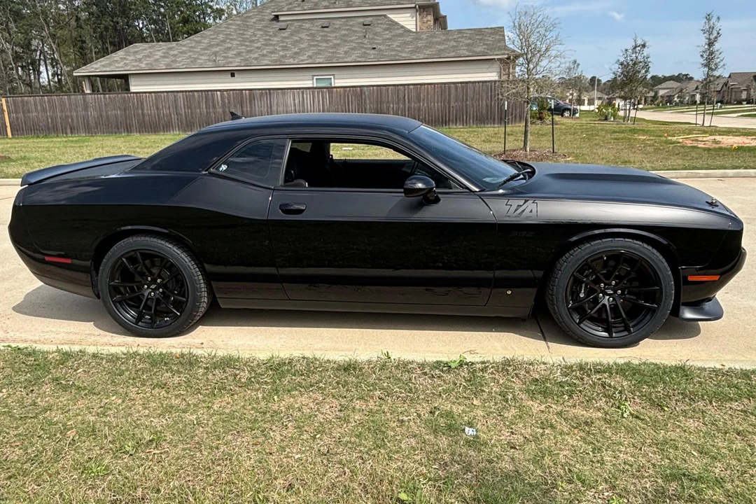 2018 Dodge Challenger SRT8 & 392 3rd Gen - Image 3 of 31
