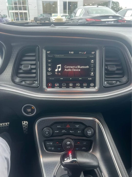 2018 Dodge Challenger SRT8 & 392 3rd Gen - Image 10 of 14