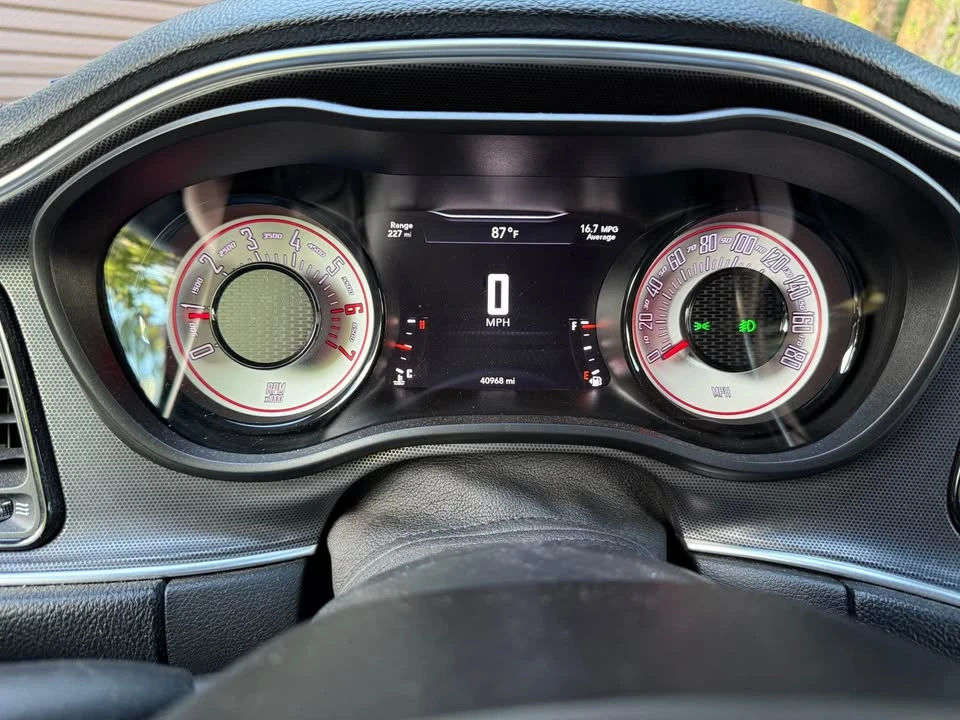 2018 Dodge Challenger SRT8 & 392 3rd Gen - Image 8 of 11