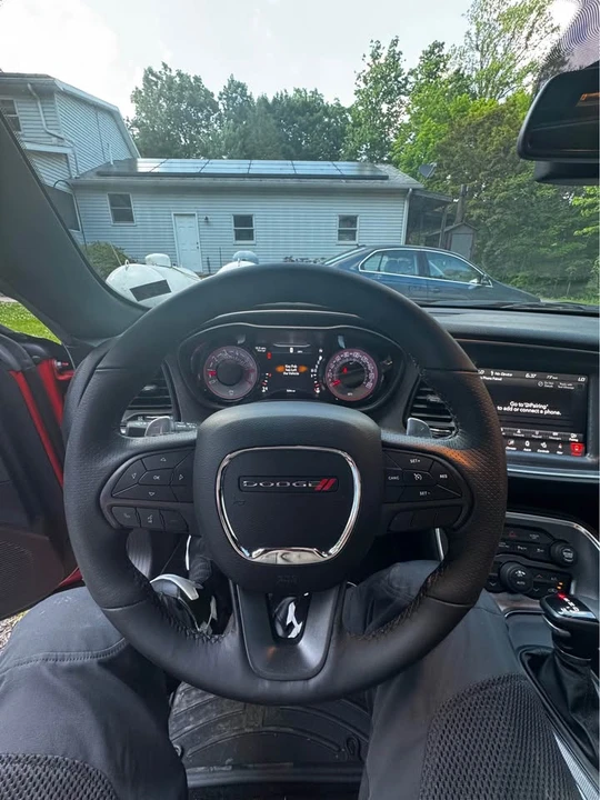 2018 Dodge Challenger SRT8 & 392 3rd Gen - Image 9 of 20
