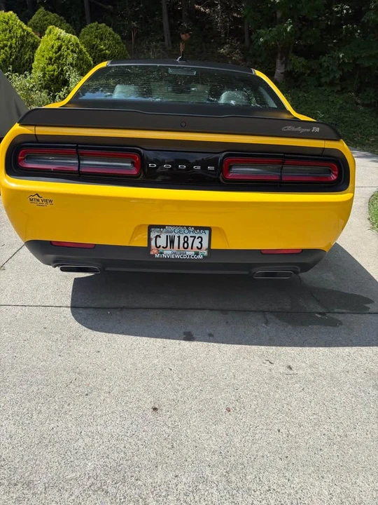 2018 Dodge Challenger SRT8 & 392 3rd Gen - Image 13 of 16