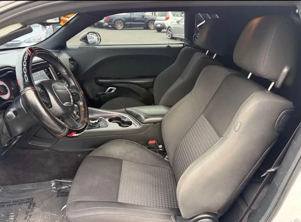 2018 Dodge Challenger SRT8 & 392 3rd Gen - Image 4 of 8