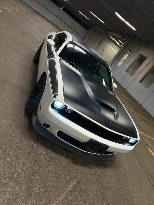 2018 Dodge Challenger SRT8 & 392 3rd Gen - Image 8 of 20