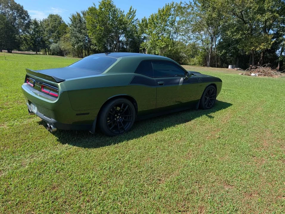 2018 Dodge Challenger SRT8 & 392 3rd Gen - Image 9 of 20