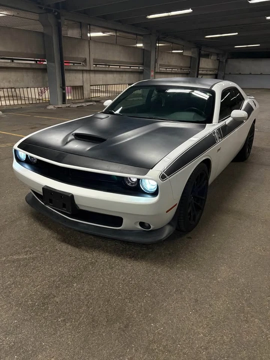 2018 Dodge Challenger SRT8 & 392 3rd Gen - Image 9 of 20