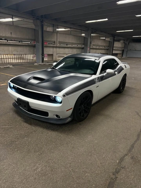 2018 Dodge Challenger SRT8 & 392 3rd Gen - Image 9 of 20