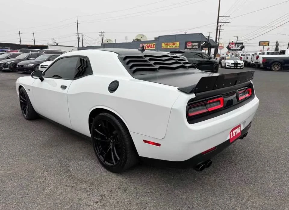 2018 Dodge Challenger SRT8 & 392 3rd Gen - Image 3 of 10