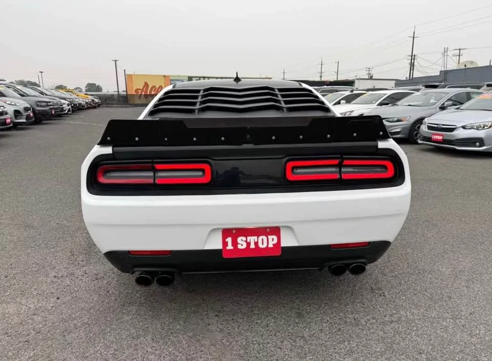 2018 Dodge Challenger SRT8 & 392 3rd Gen - Image 6 of 10