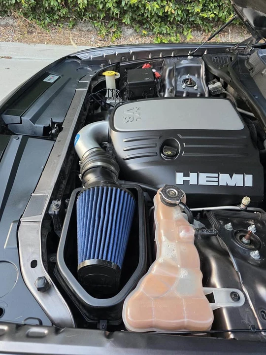 2018 Dodge Challenger 3rd Gen - Image 15 of 16