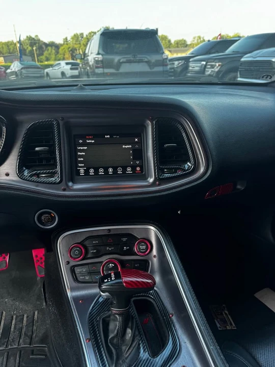 2018 Dodge Challenger 3rd Gen - Image 9 of 18