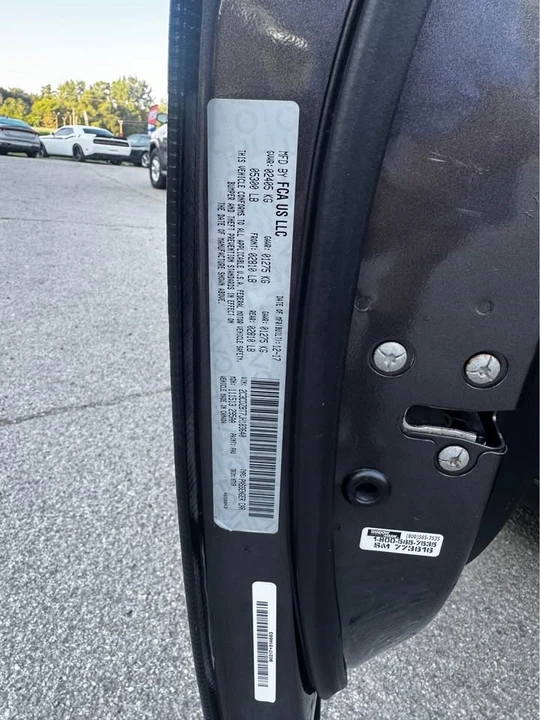 2018 Dodge Challenger 3rd Gen - Image 17 of 18