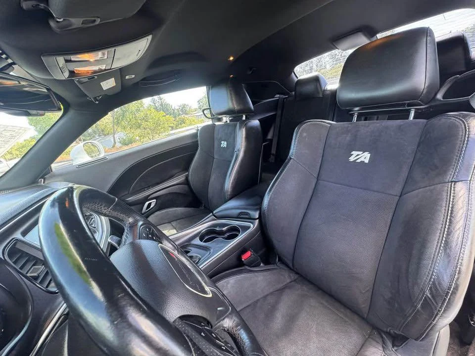 2018 Dodge Challenger 3rd Gen - Image 8 of 17