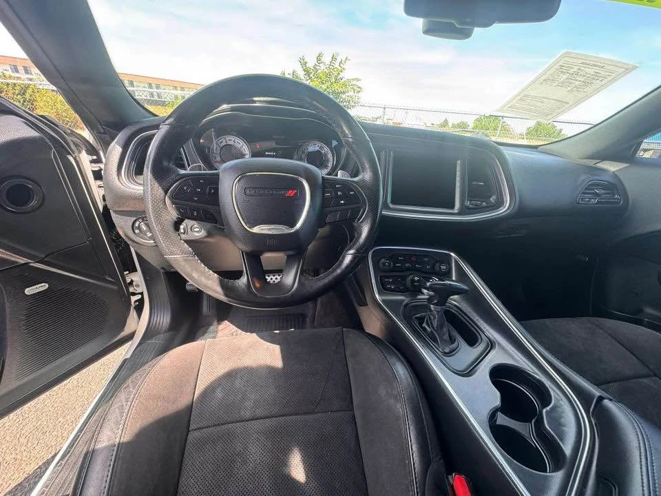 2018 Dodge Challenger 3rd Gen - Image 7 of 17