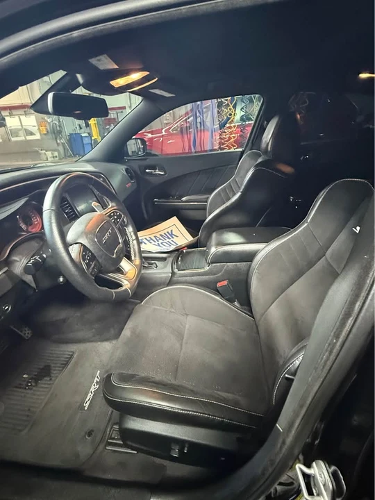 2018 Dodge Charger 7th Gen - Image 9 of 10