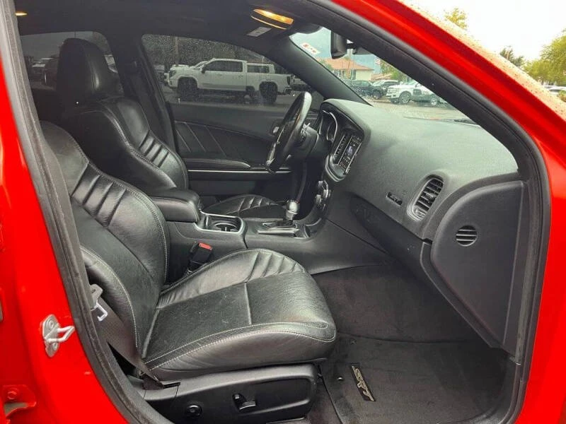 2018 Dodge Charger 7th Gen - Image 9 of 18