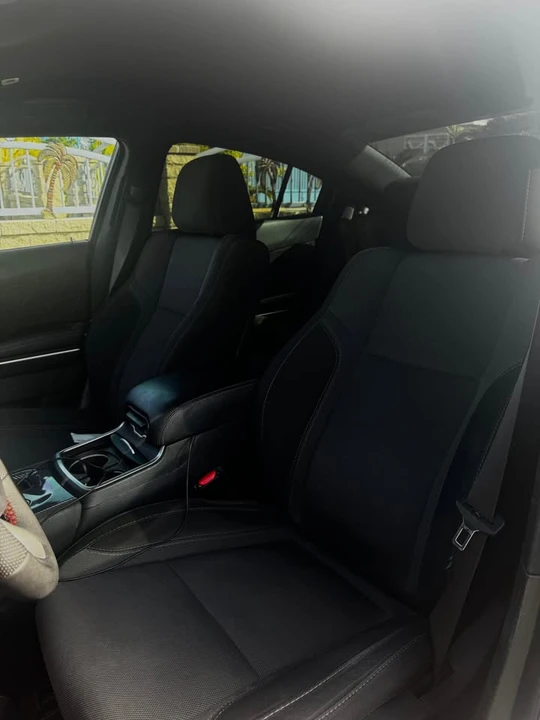 2018 Dodge Charger 7th Gen - Image 5 of 6