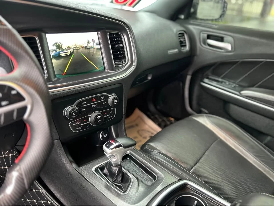 2018 Dodge Charger 7th Gen - Image 9 of 13