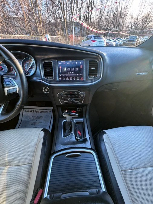 2018 Dodge Charger 7th Gen - Image 13 of 20