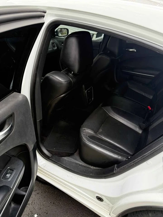 2018 Dodge Charger 7th Gen - Image 12 of 14