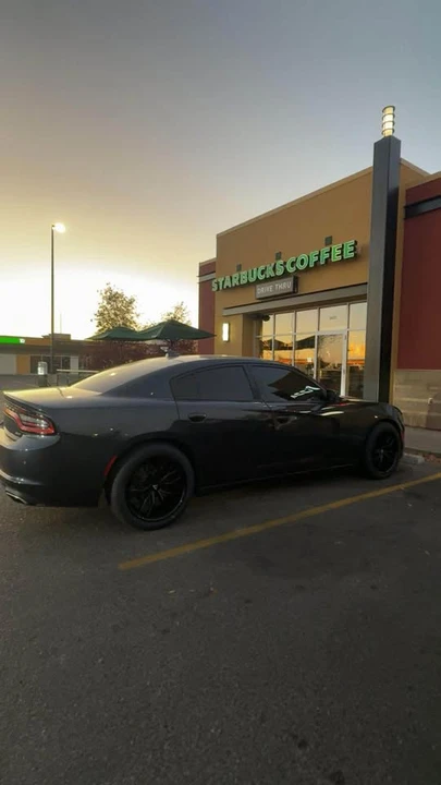 2018 Dodge Charger 7th Gen - Image 13 of 14