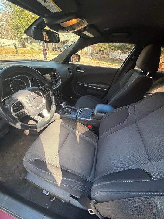 2018 Dodge Charger - Image 8 of 11