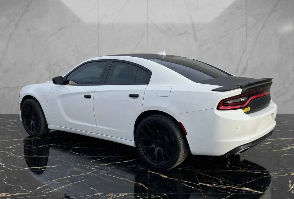 2018 Dodge Charger - Image 7 of 8