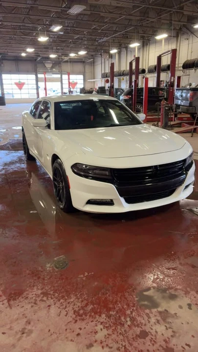 2018 Dodge Charger 7th Gen - Image 2 of 11