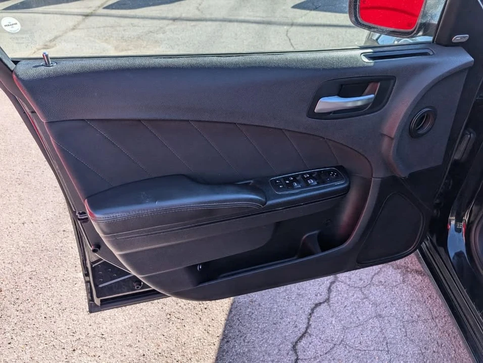 2018 Dodge Charger 7th Gen - Image 10 of 15