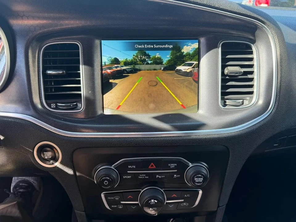 2018 Dodge Charger - Image 13 of 18