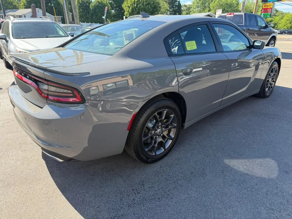 2018 Dodge Charger - Image 7 of 18