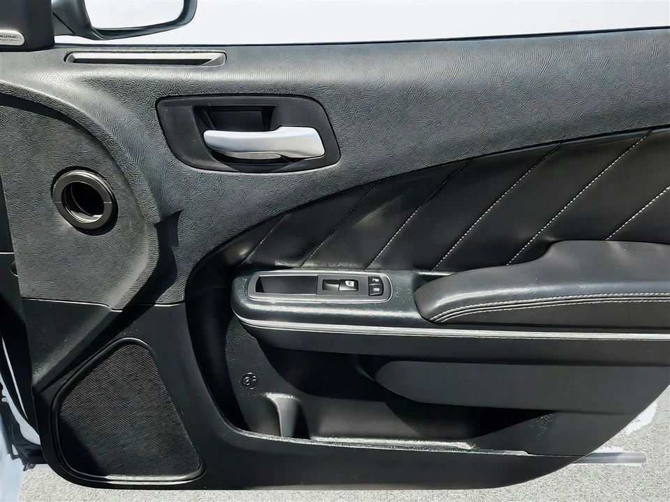 2018 Dodge Charger 7th Gen - Image 25 of 27