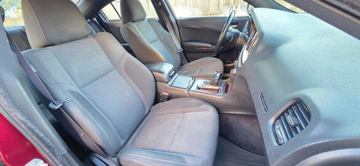 2018 Dodge Charger 7th Gen - Image 19 of 23
