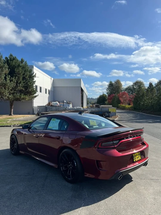 2018 Dodge Charger SRT & 392 7th Gen - Image 6 of 10