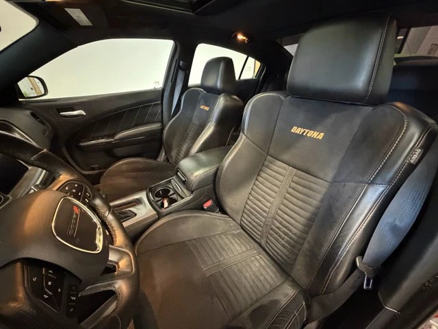 2018 Dodge Charger SRT & 392 7th Gen - Image 5 of 17
