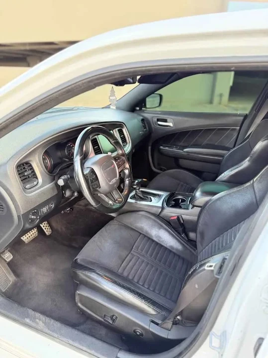 2018 Dodge Charger SRT & 392 7th Gen - Image 7 of 14