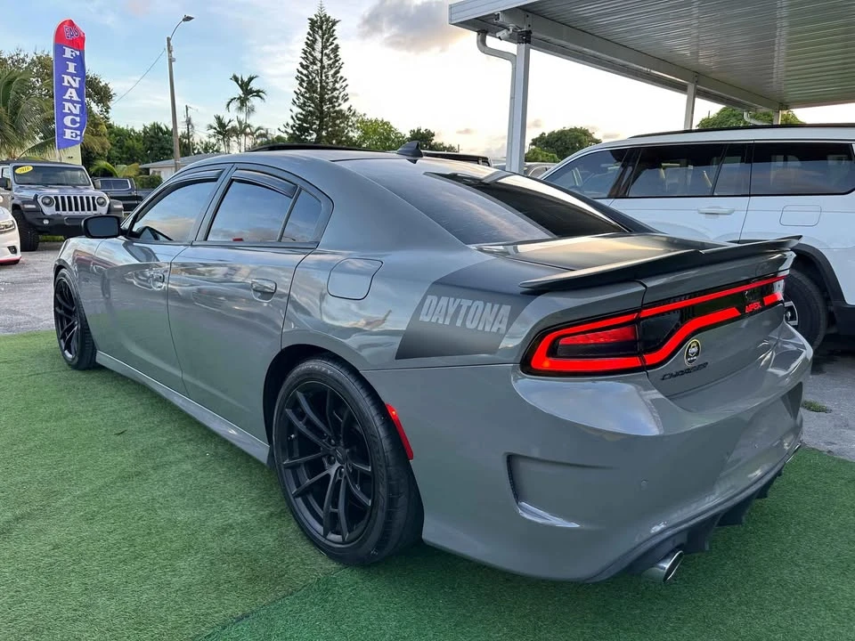 2018 Dodge Charger SRT & 392 7th Gen - Image 5 of 20