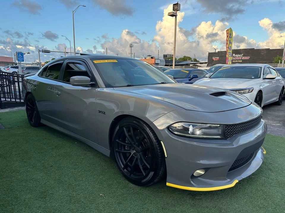 2018 Dodge Charger SRT & 392 7th Gen - Image 3 of 20