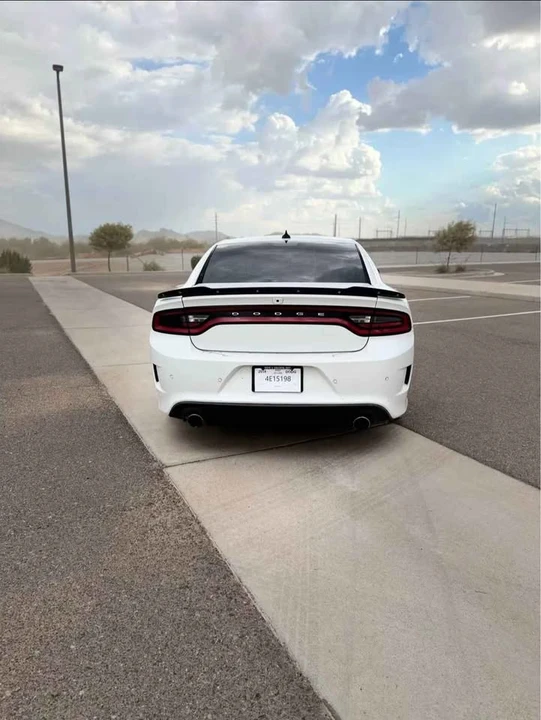 2018 Dodge Charger SRT & 392 7th Gen - Image 5 of 8