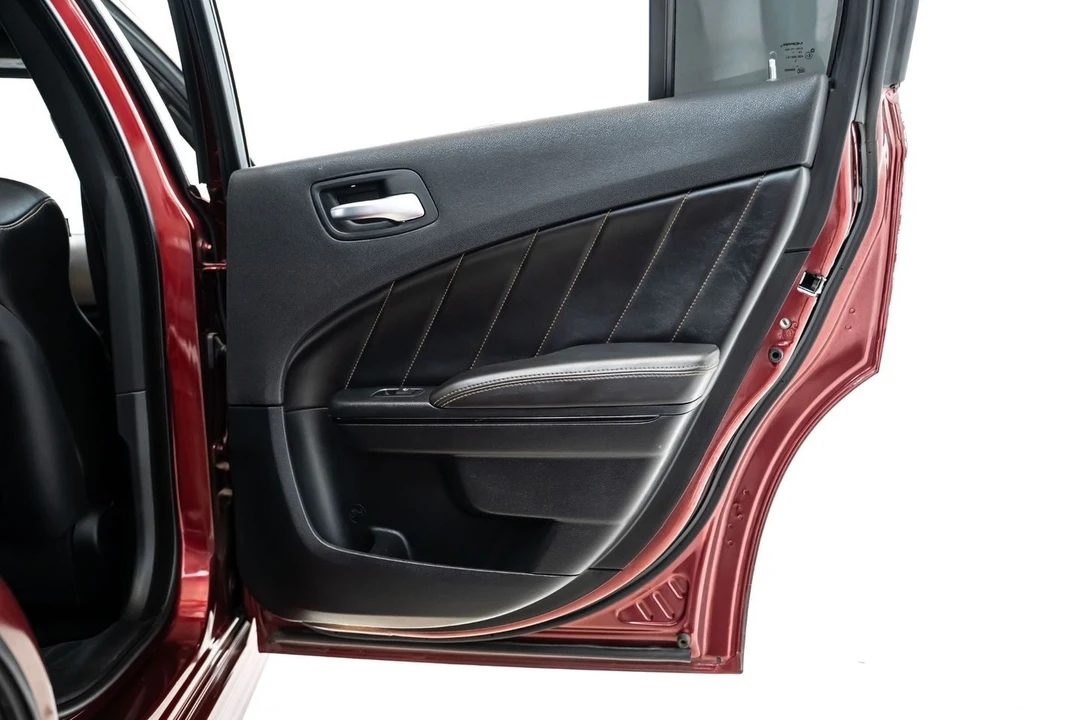 2018 Dodge Charger SRT & 392 7th Gen - Image 22 of 31