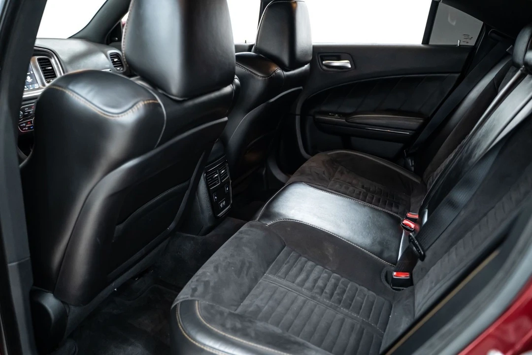 2018 Dodge Charger SRT & 392 7th Gen - Image 21 of 31