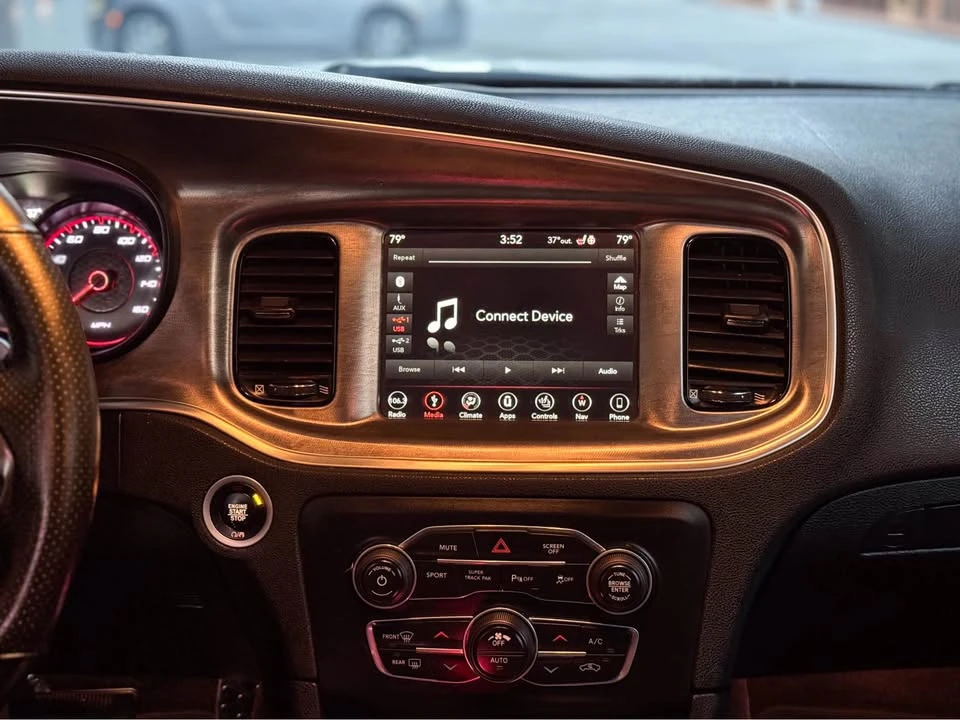 2018 Dodge Charger 7th Gen - Image 14 of 16