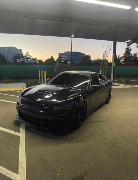 2018 Dodge Charger 7th Gen - Image 2 of 10