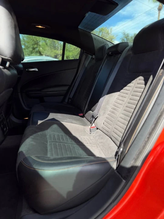 2018 Dodge Charger 7th Gen - Image 16 of 16