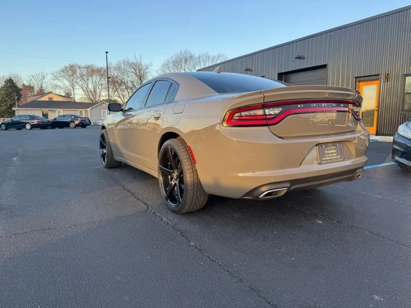 2018 Dodge Charger 7th Gen - Image 2 of 11