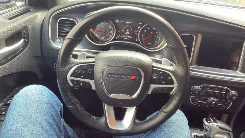 2018 Dodge Charger 7th Gen - Image 10 of 12