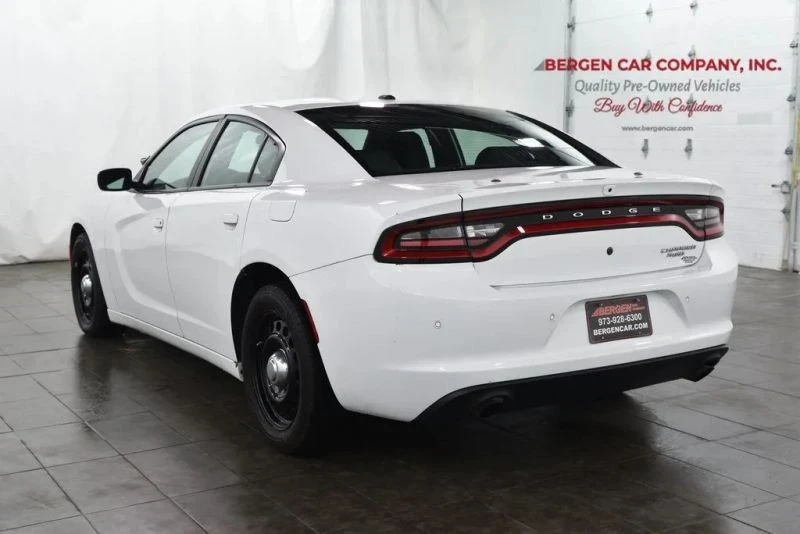 2018 Dodge Charger 7th Gen - Image 6 of 12