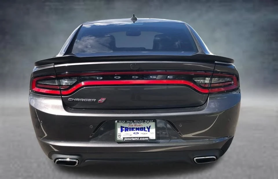 2018 Dodge Charger 7th Gen - Image 12 of 18