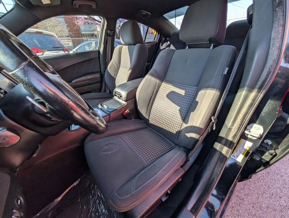2018 Dodge Charger 7th Gen - Image 17 of 20